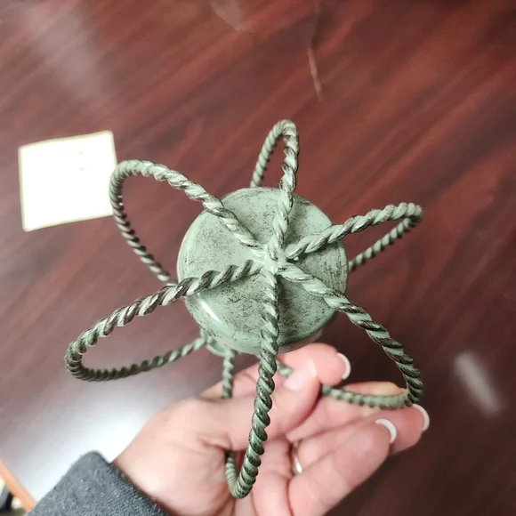 Metal Pumpkin Candle Holder - Picture 3 of 4